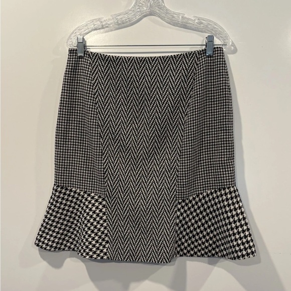 Ann Taylor Womens Black White Houndstooth Wool Blend Skirt Career Size 8 - Picture 2 of 6